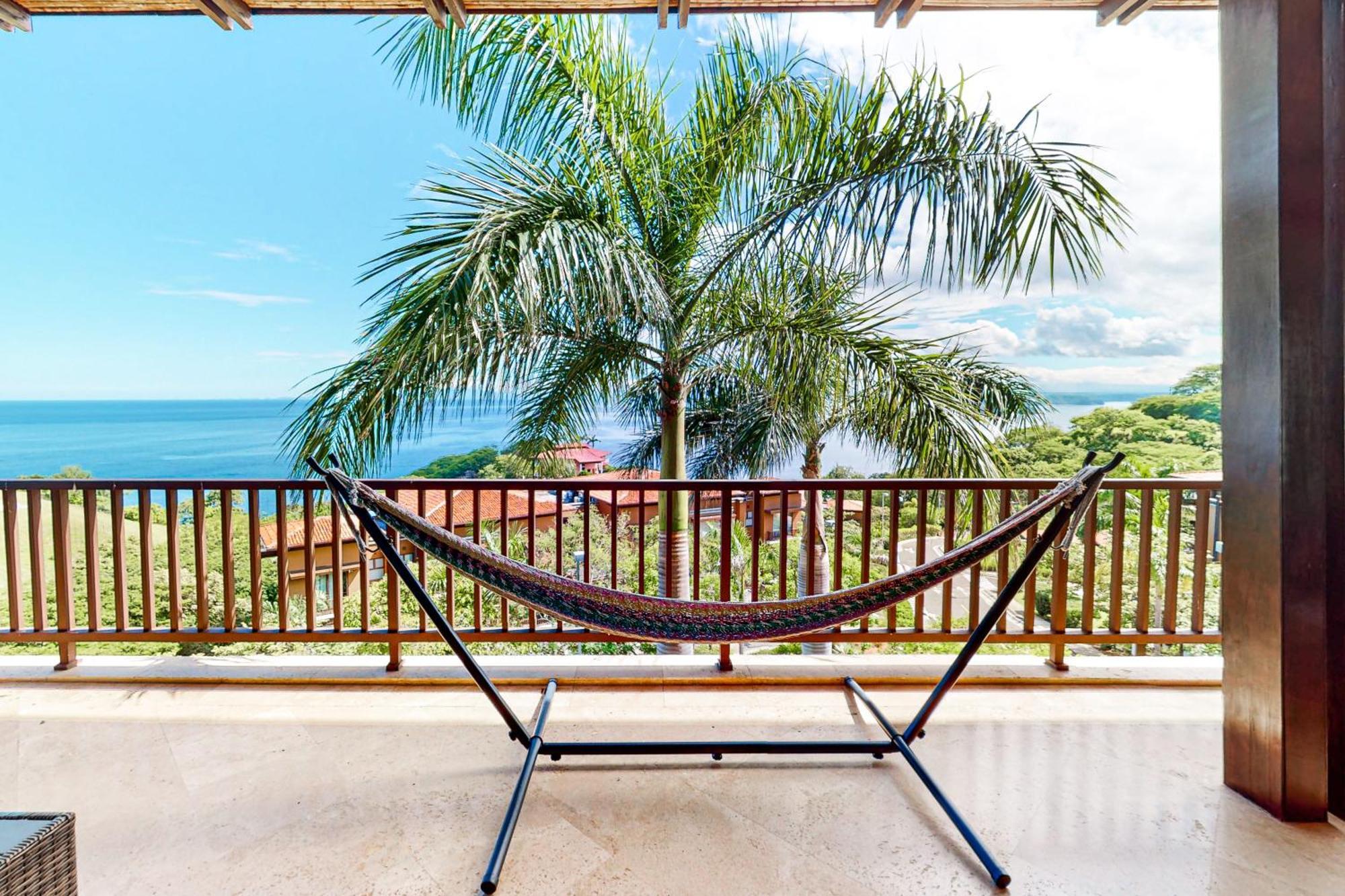 Condo @ Azul Paraiso Coco Bilik gambar